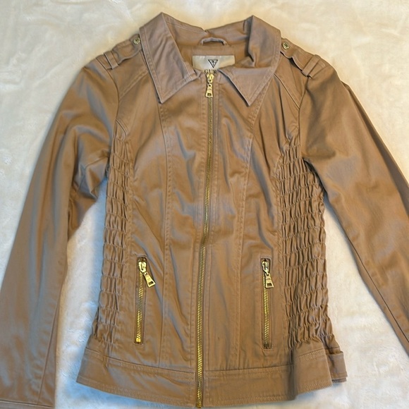 Guess Light Jacket - Picture 1 of 3